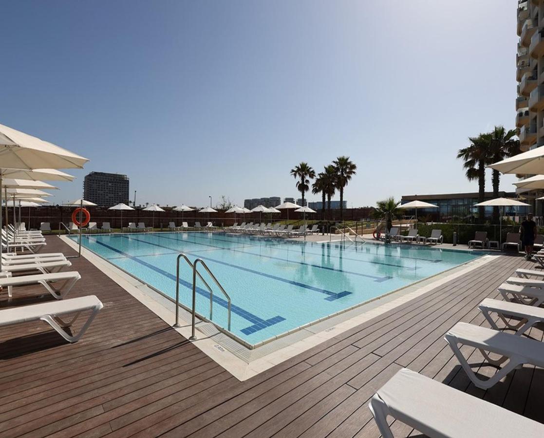 Play Hatzuk Beach Tel Aviv Dış mekan fotoğraf